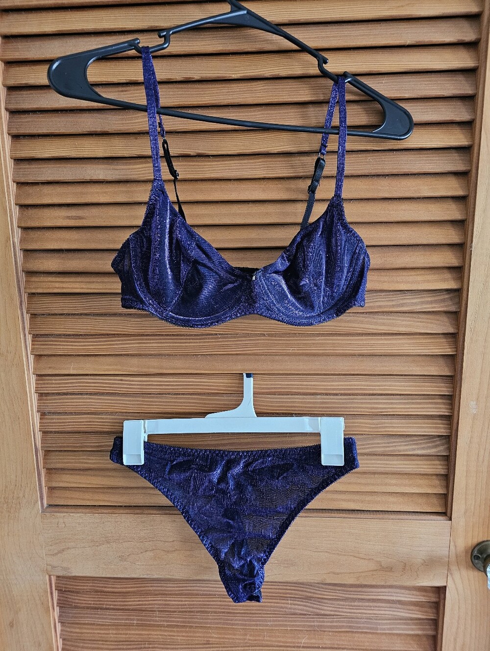 Plush Metalic Underwire Bra & Thong Set in Deep Purple